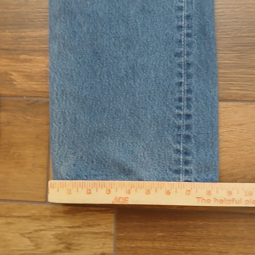 Levis see images