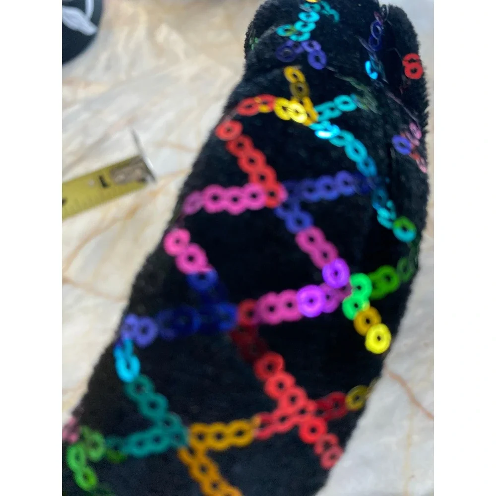 Boutique velvet knotted