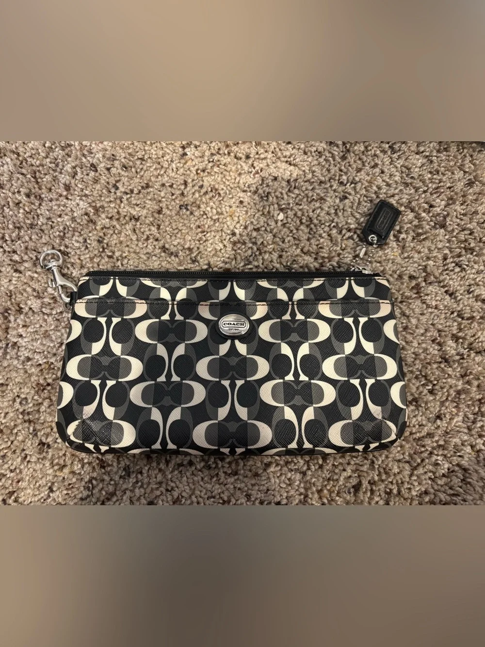 COACH Black and White Signature Pattern Wristlet Wallet