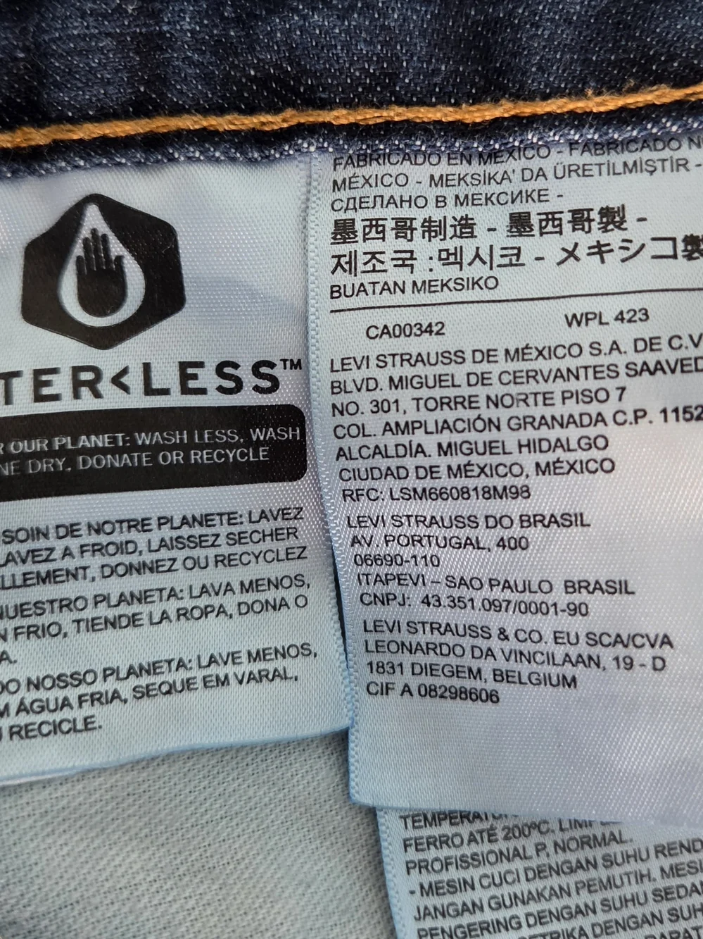 Levis ensure 36