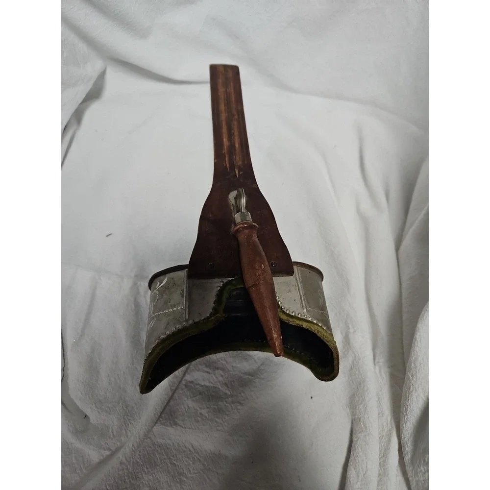 N/A this antique