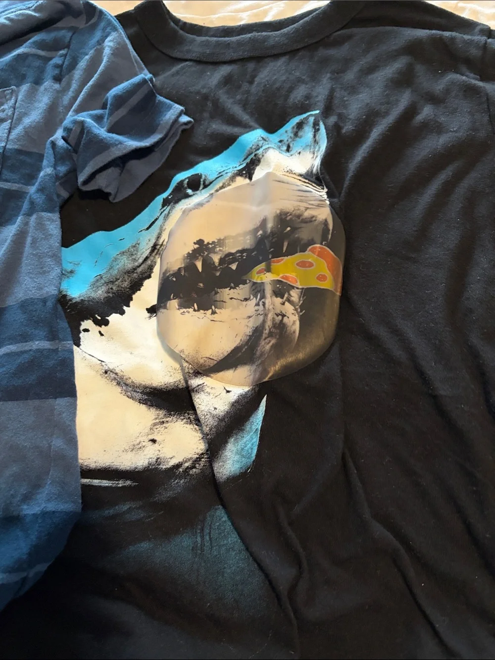 Old Navy tees sleeve