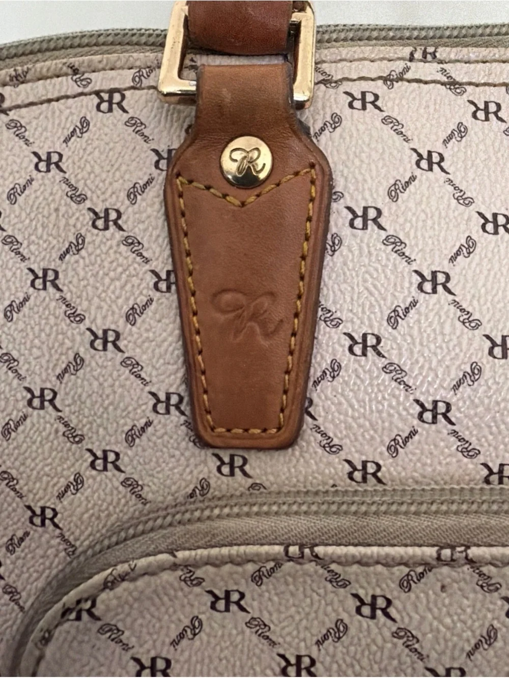 Rioni classic satchel