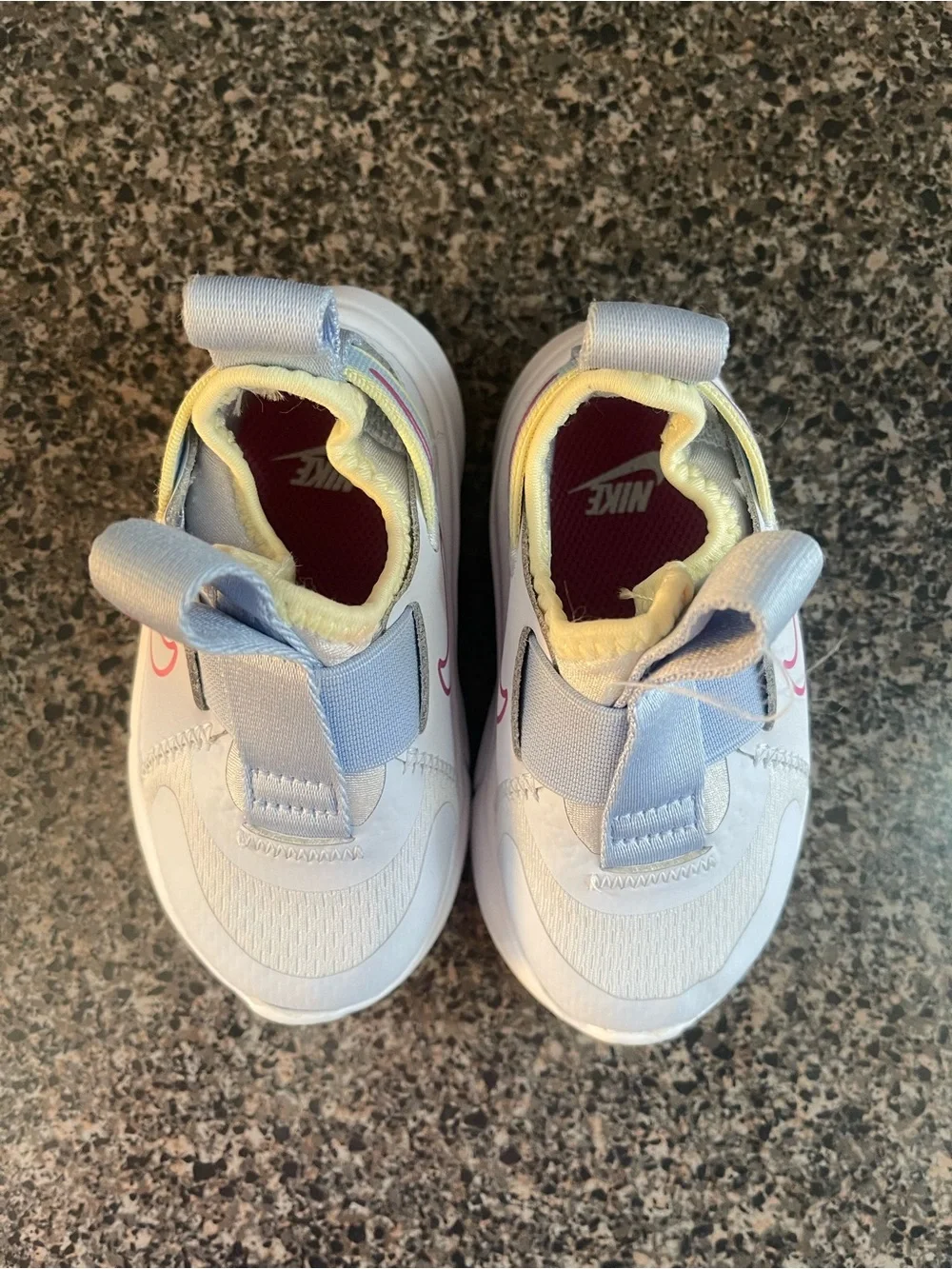 Nike easy slip