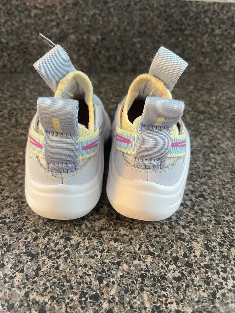Nike easy slip
