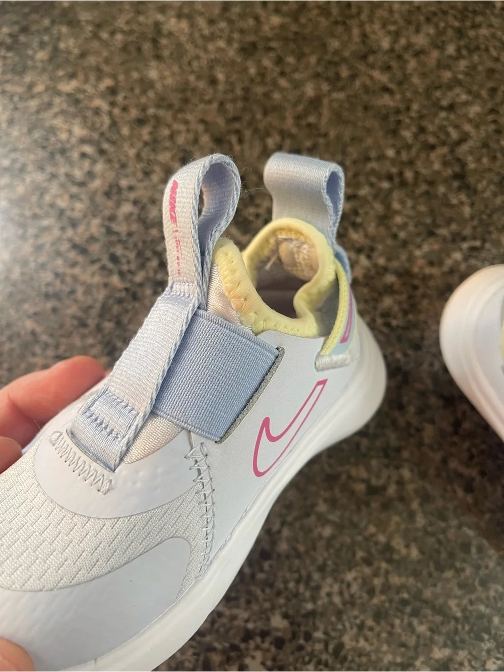 Nike easy slip