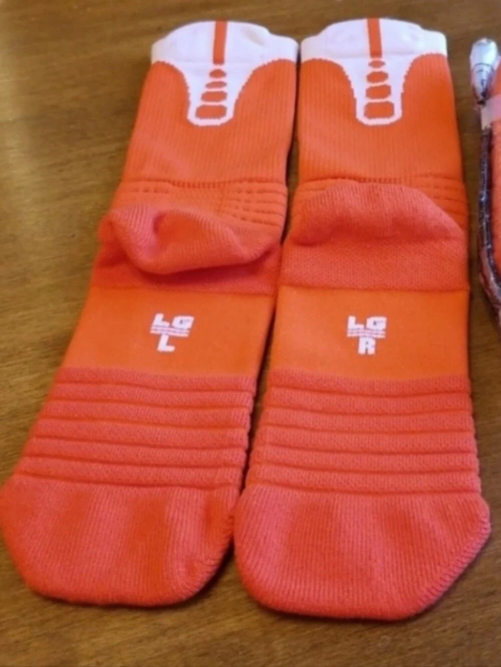 Nike nwt pair