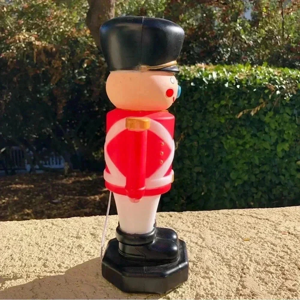 Holiday Time 11 inch