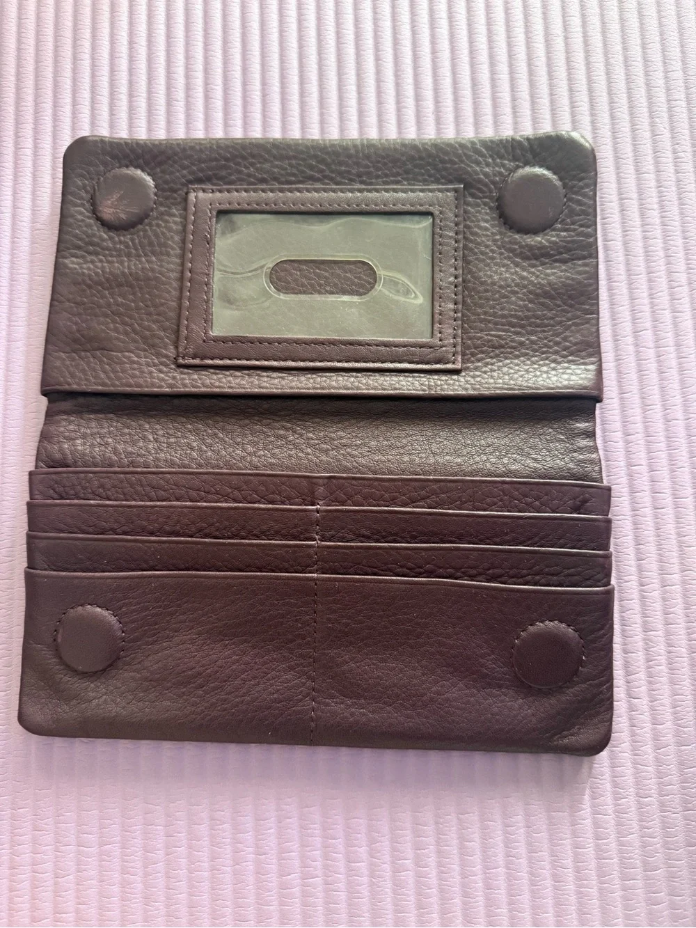 HOBO sleek leather