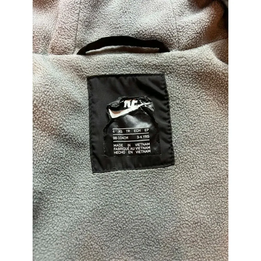 Nike light jacket