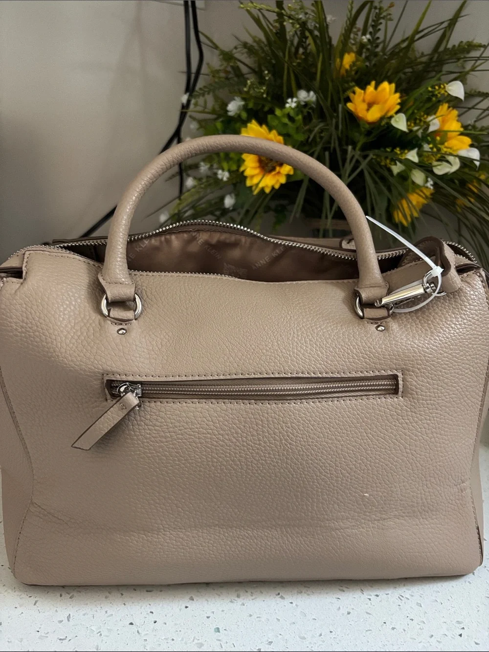 Anne Klein structured pebbled