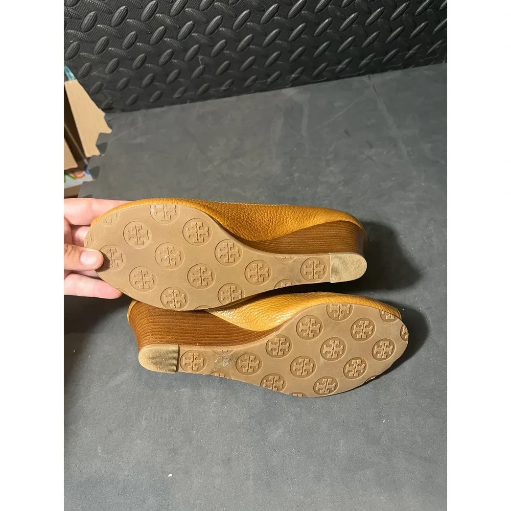Tory Burch good preowned