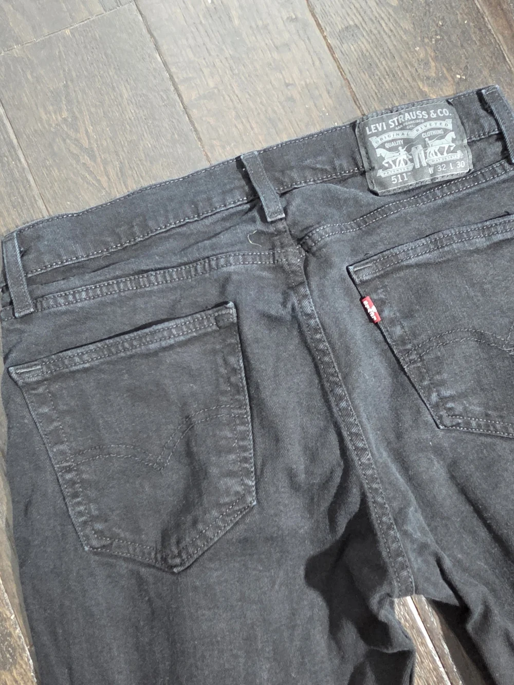 Levi’s 511 Jeans Mens 32x30 Black Denim Slim Fit Straight Leg Stretch 5-Pocket