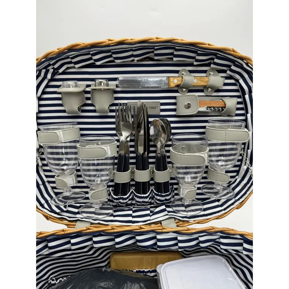 Picnic Time classic woven