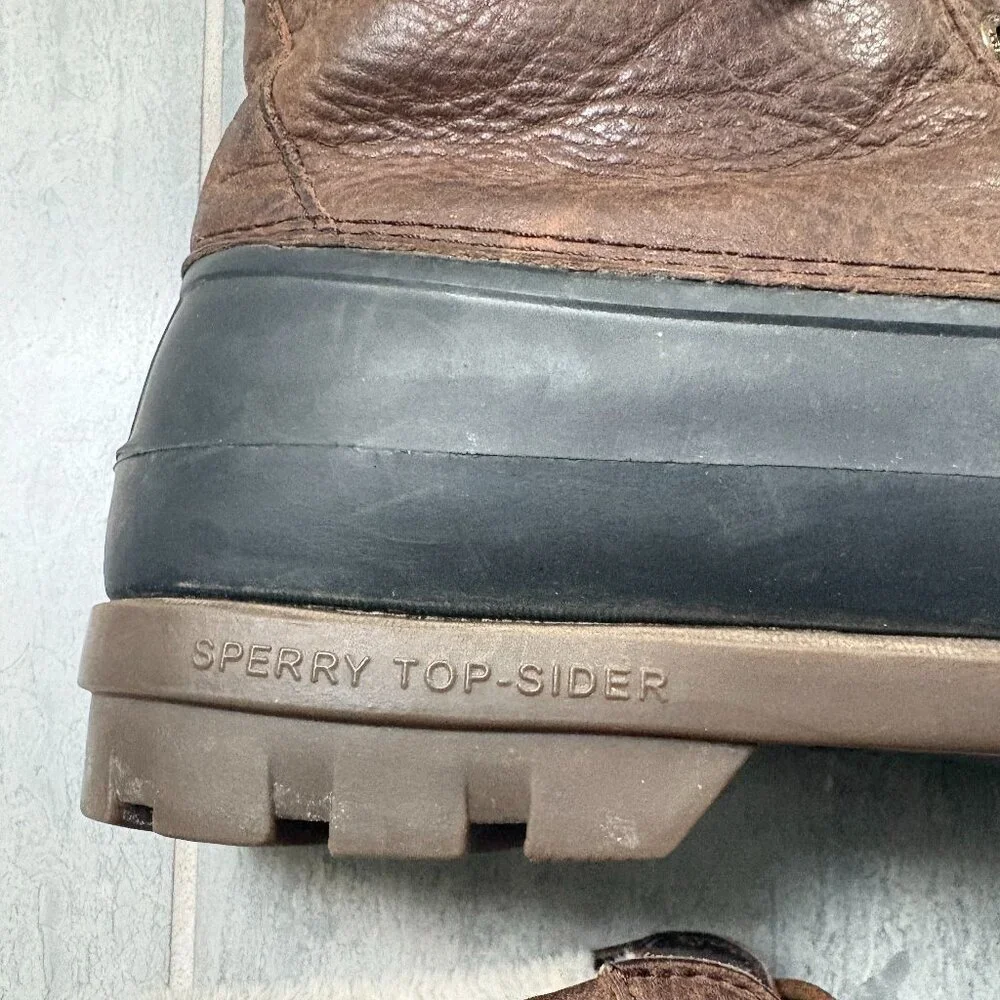 Sperry stay warm