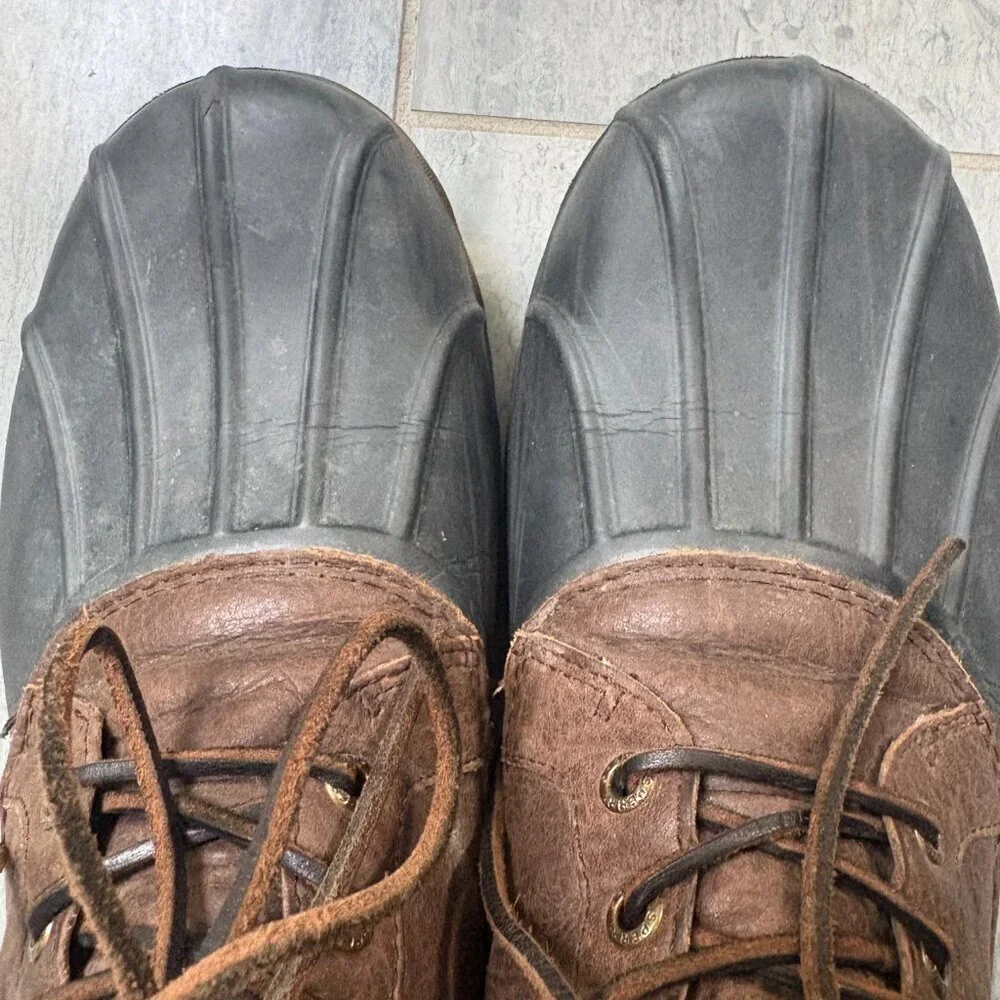 Sperry stay warm