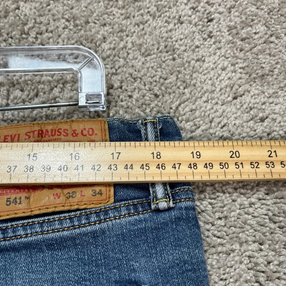 Levis levi 541