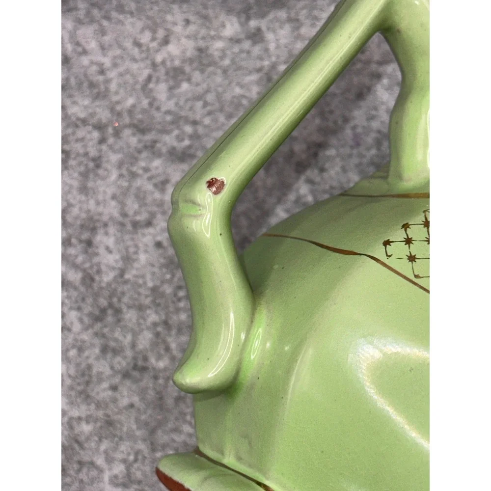 N/A vintage green