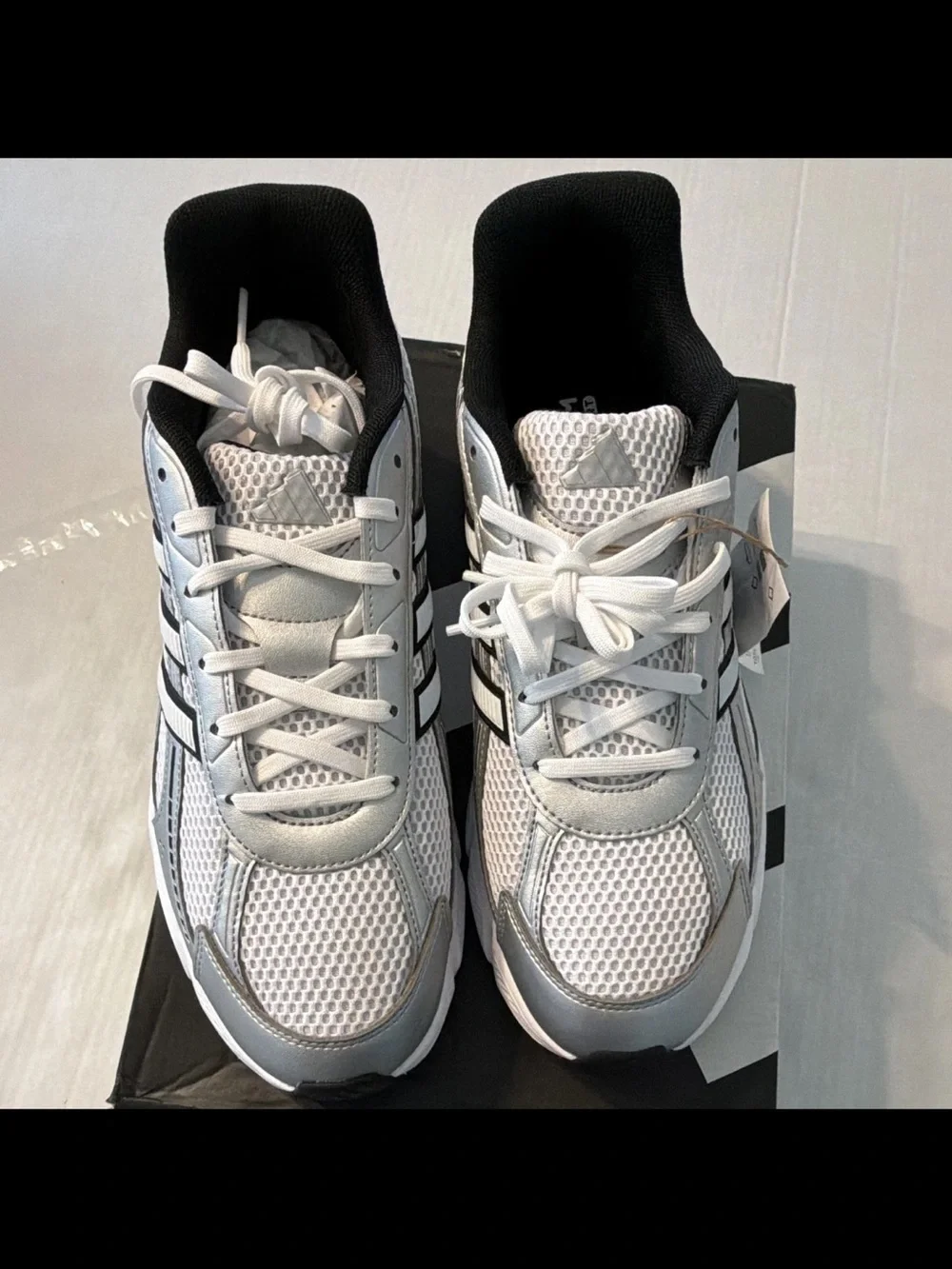 Adidas Technochaos 2000 White and Silver Mesh Athletic Sneakers Size 10.5 M