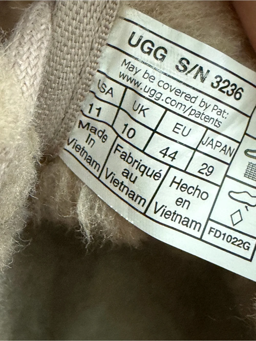 UGG classic neumel