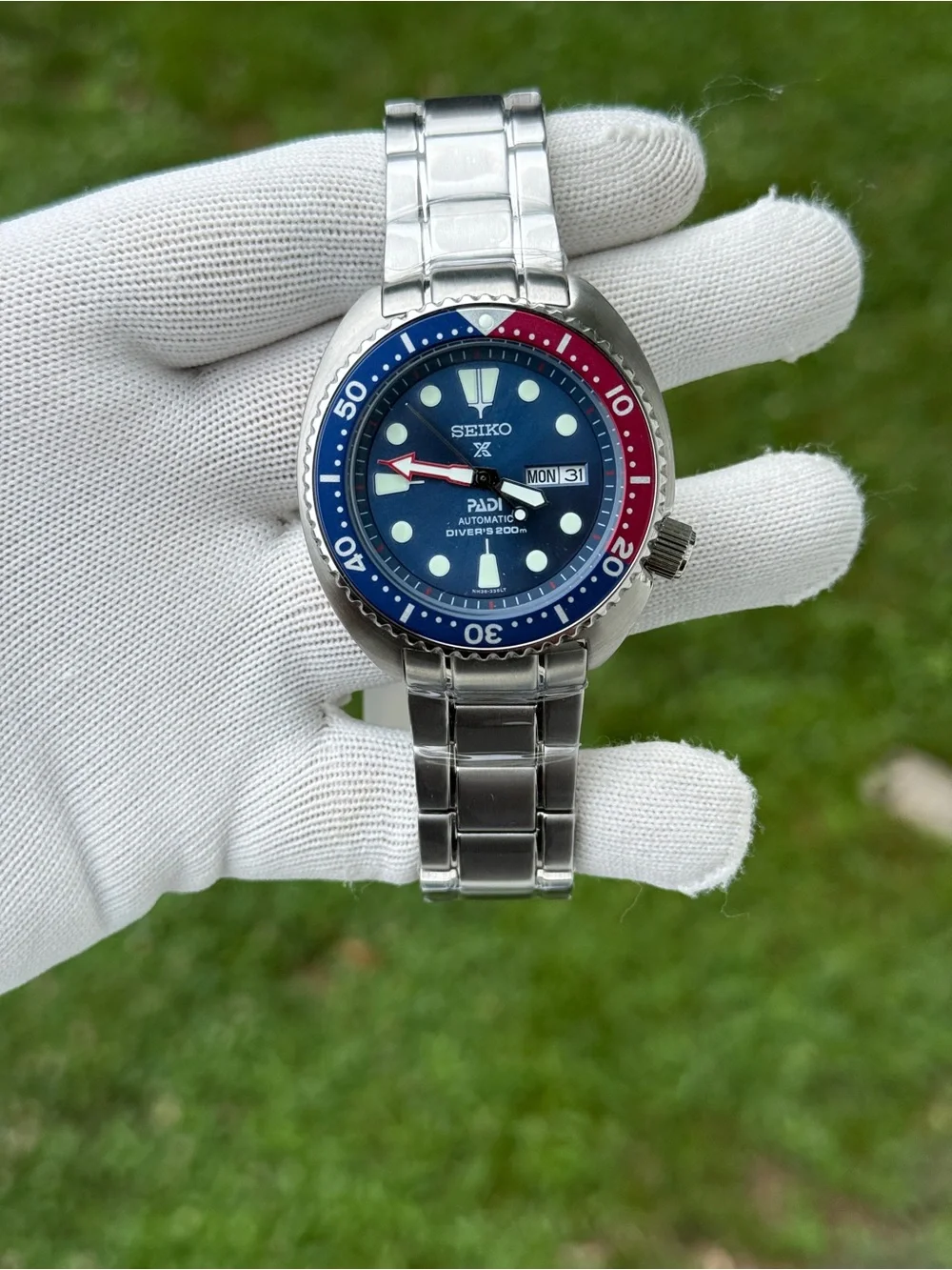 Seiko men diver