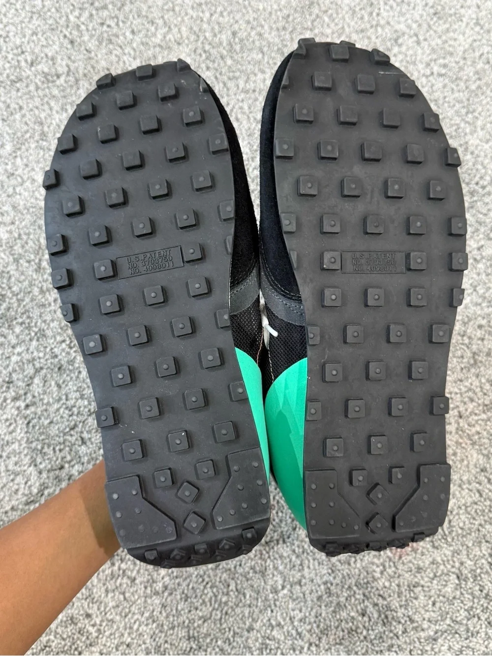 Nike Daybreak Sneaker Shoes Anthracite Black Menta Mesh CJ1156-001 Men’s US 13