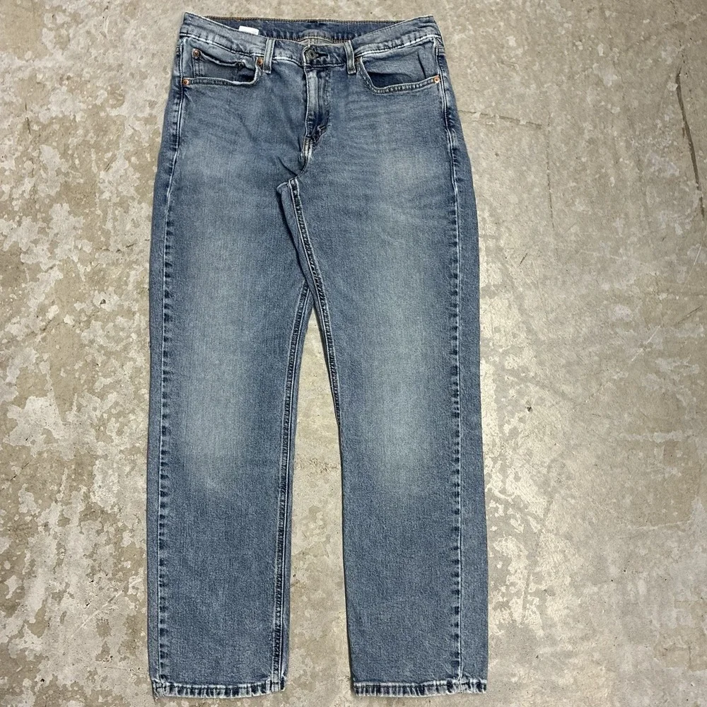 Levis levis 541