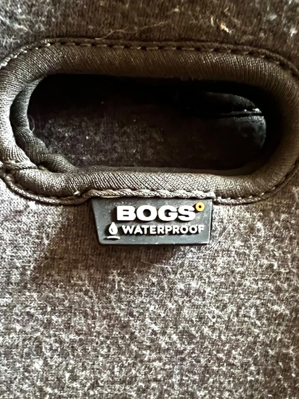 Bogs waterproof pull