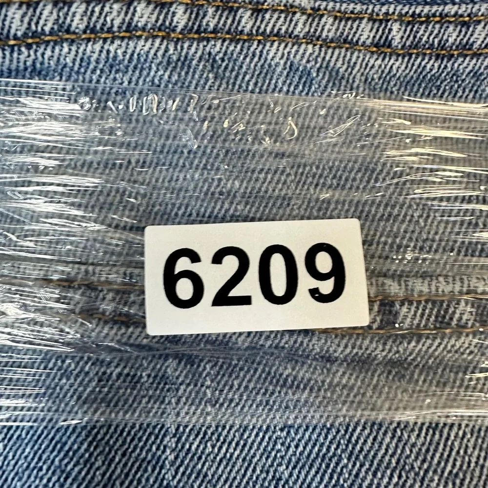 Levis lot four