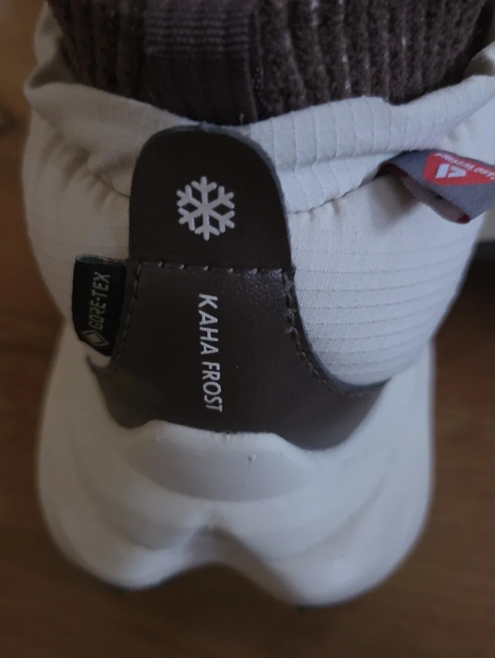 Hoka questions leave