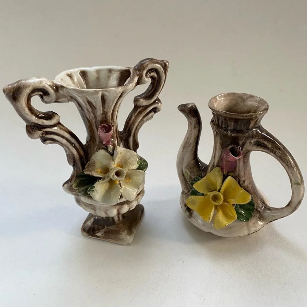 2 Vintage Capodimonte Small Vases Porcelain Flowers Made in Italy