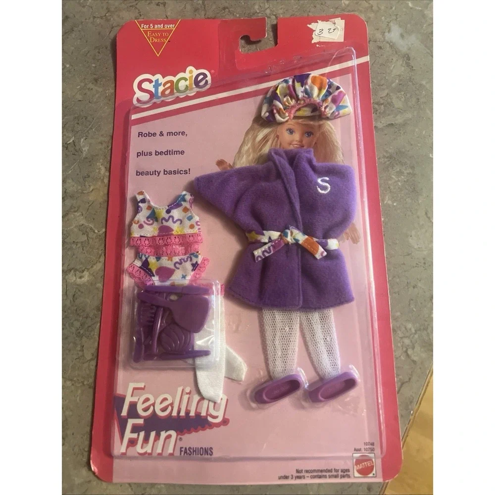1997 Stacie Feeling Fun Fashions doll set by Mattel