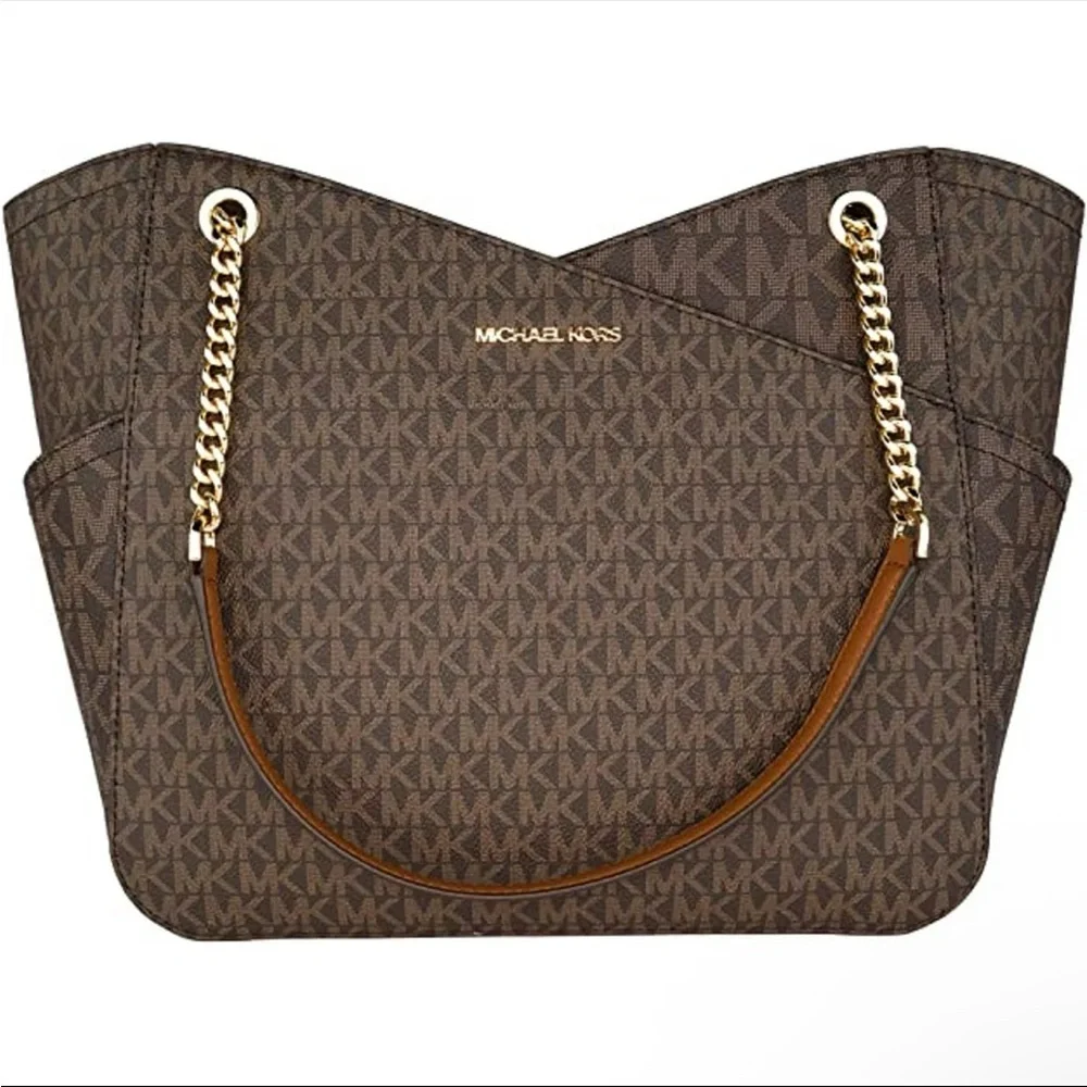 Michael Kors signature mk
