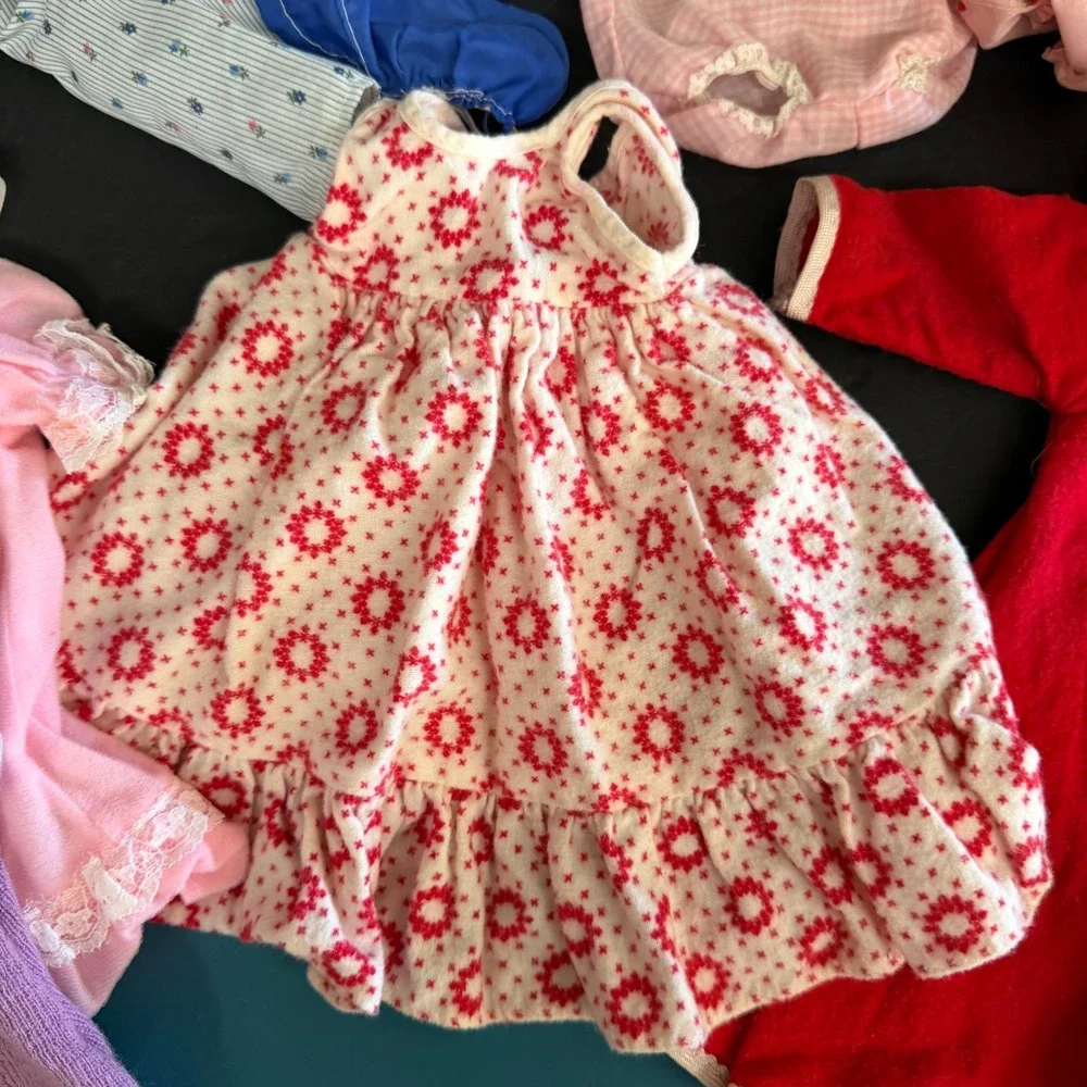 Unbranded vintage doll