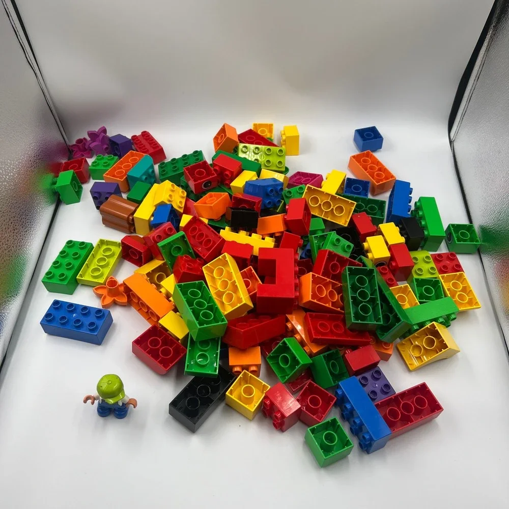 Lego secondary plastic elements
