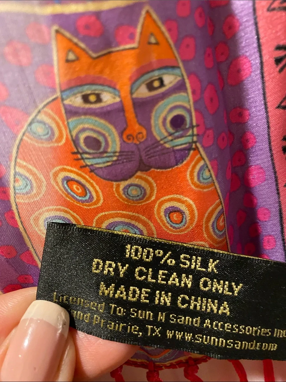 Laurel Burch 💯 silk