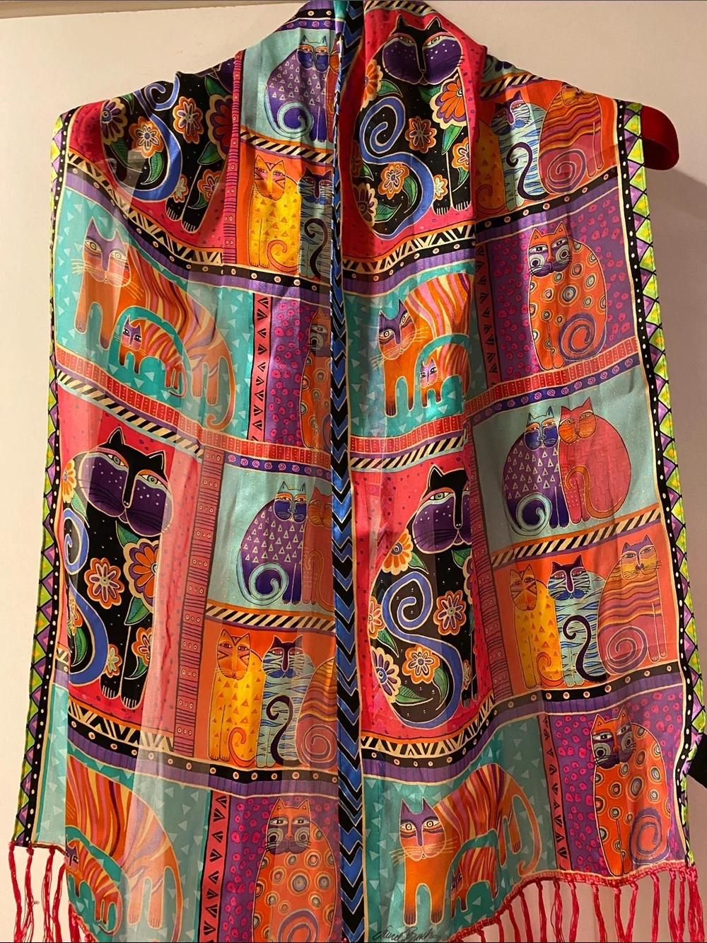 Laurel Burch 💯 silk