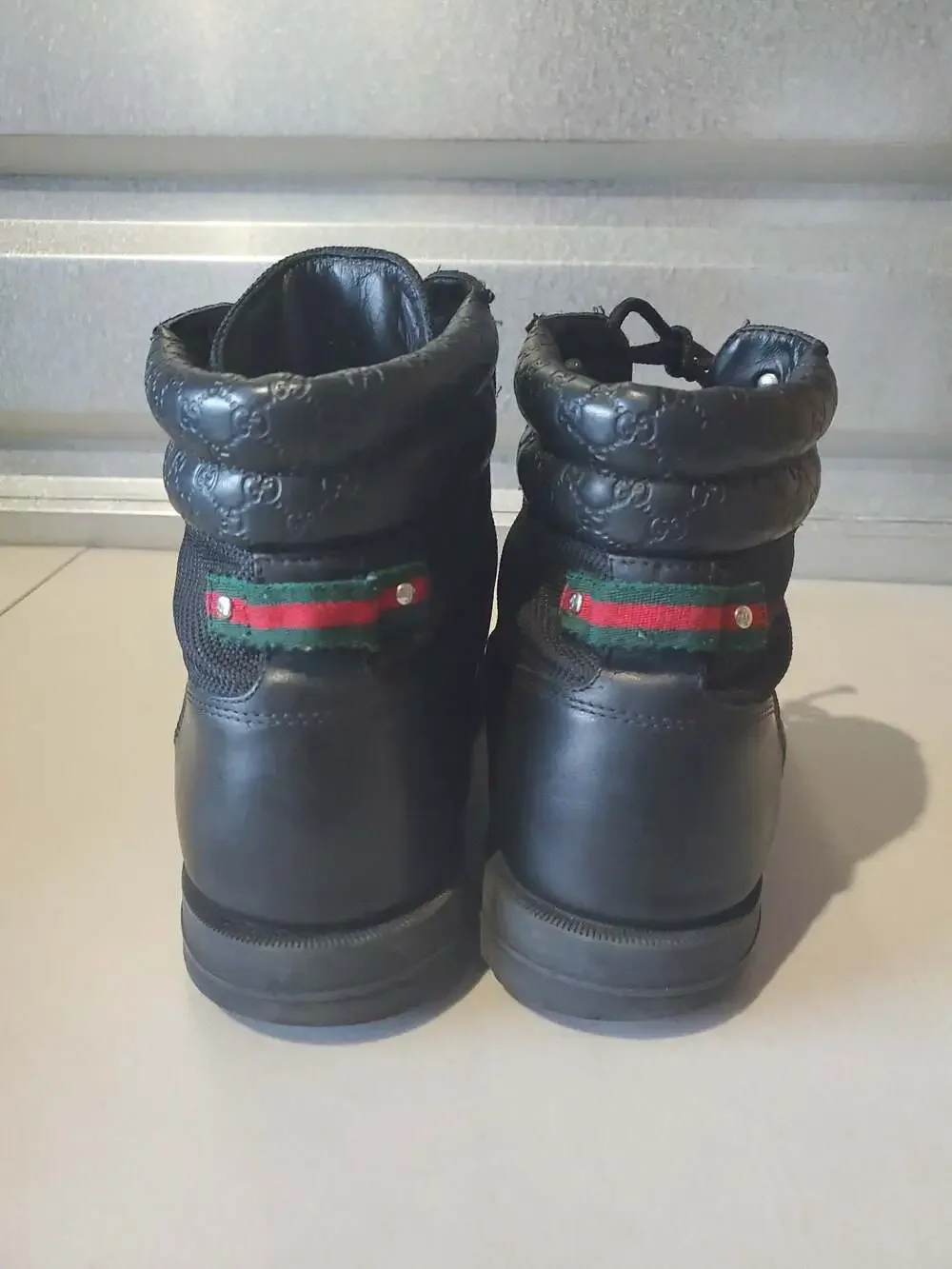 Gucci men combat
