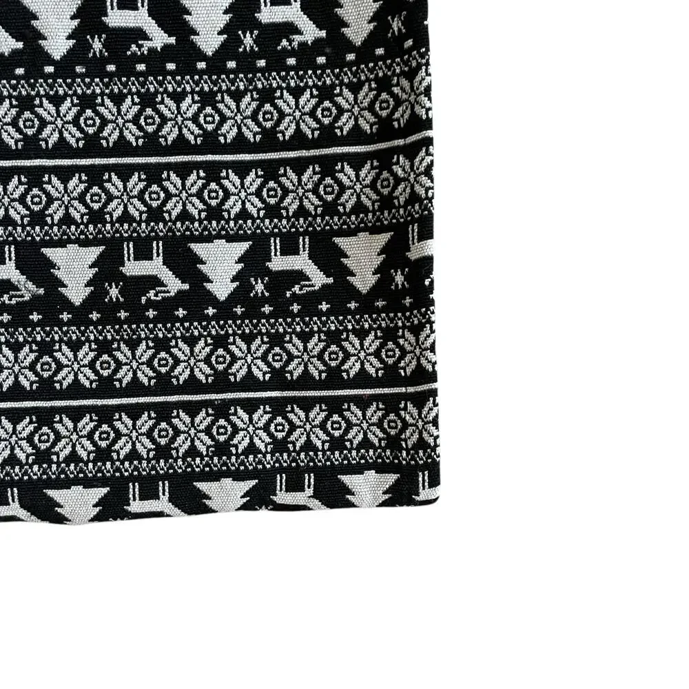 Rachel Zoe Christmas Tree Reindeer Table Runner 16x90 Holiday Black & White New