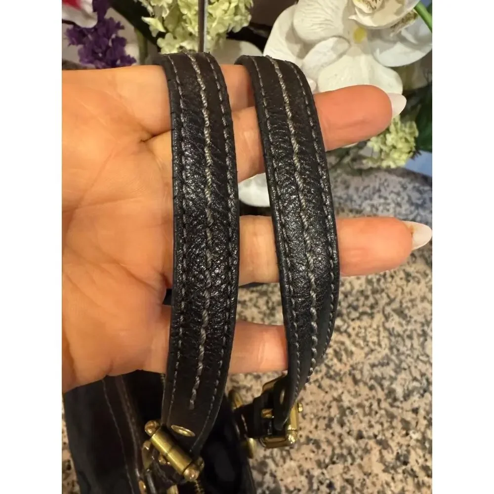 Coach #11237 signature