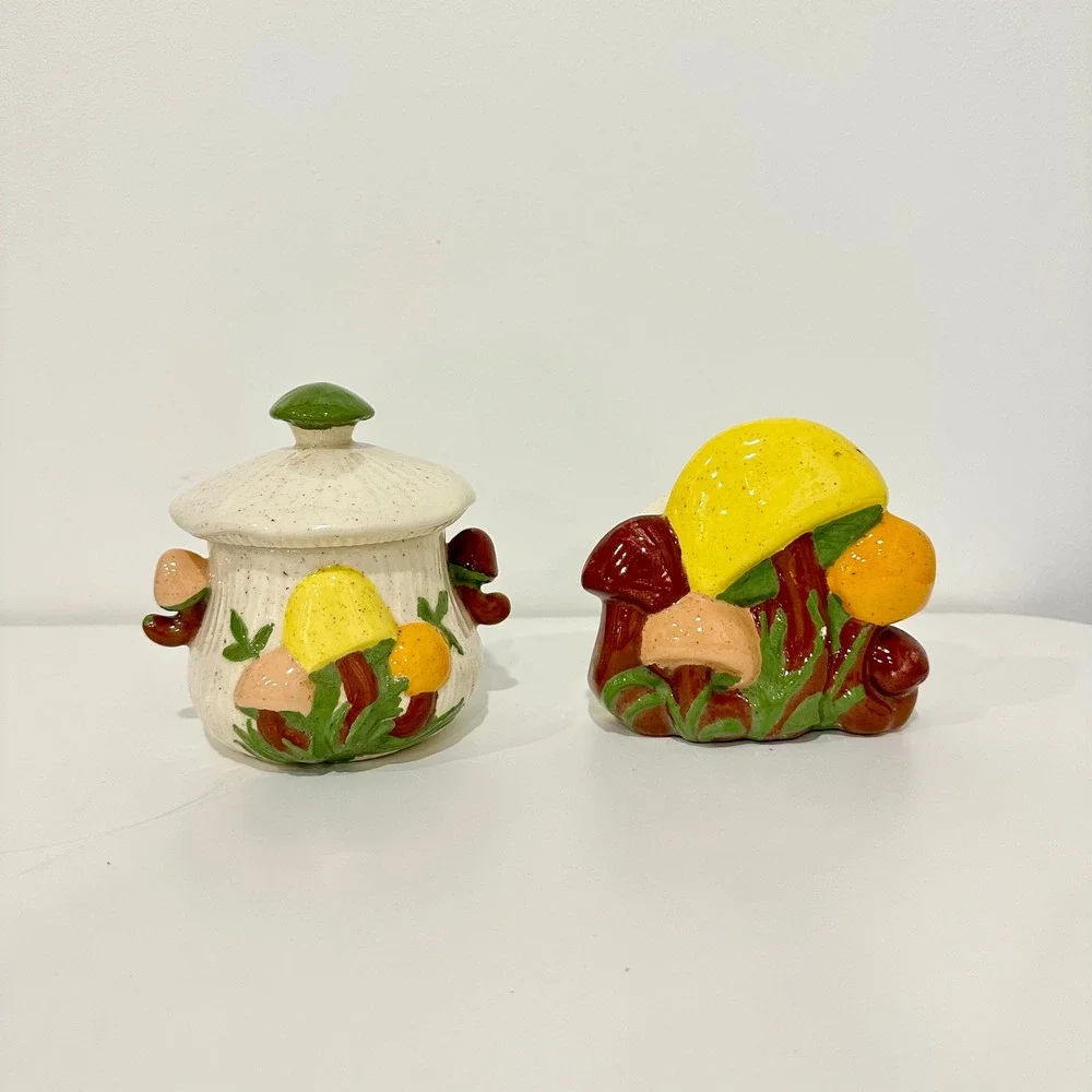 Vintage Ceramic Mushroom Sugar Bowl and Napkin Holder Set Retro Kitchen Decor‎