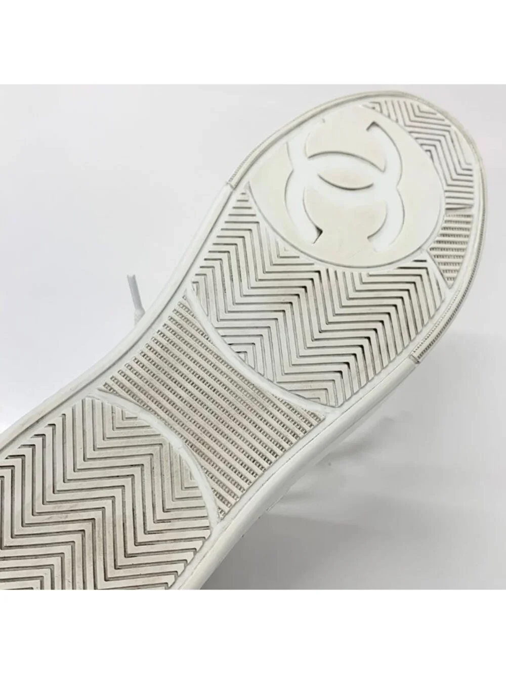CHANEL brand size