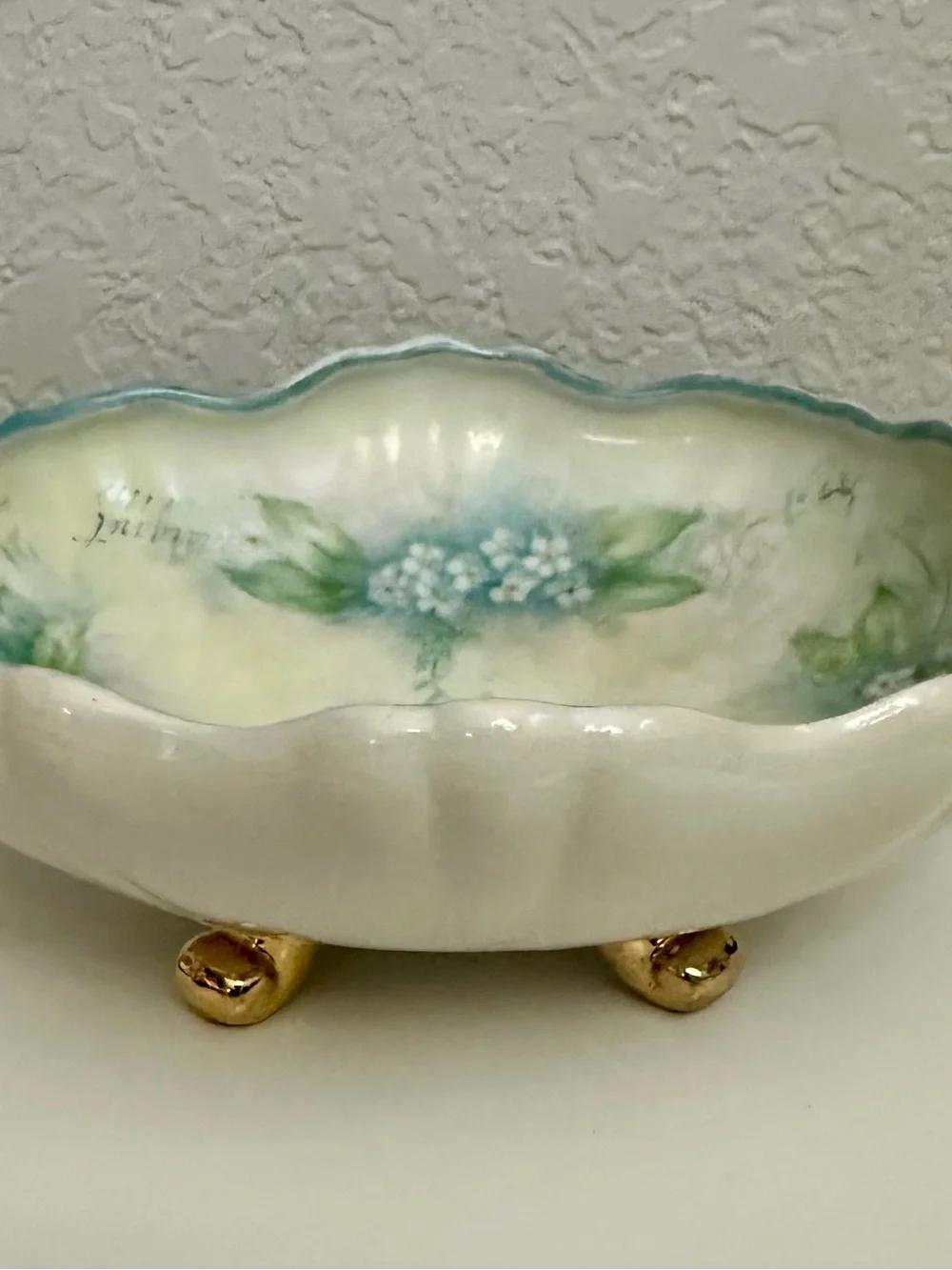 N/A signed delicate