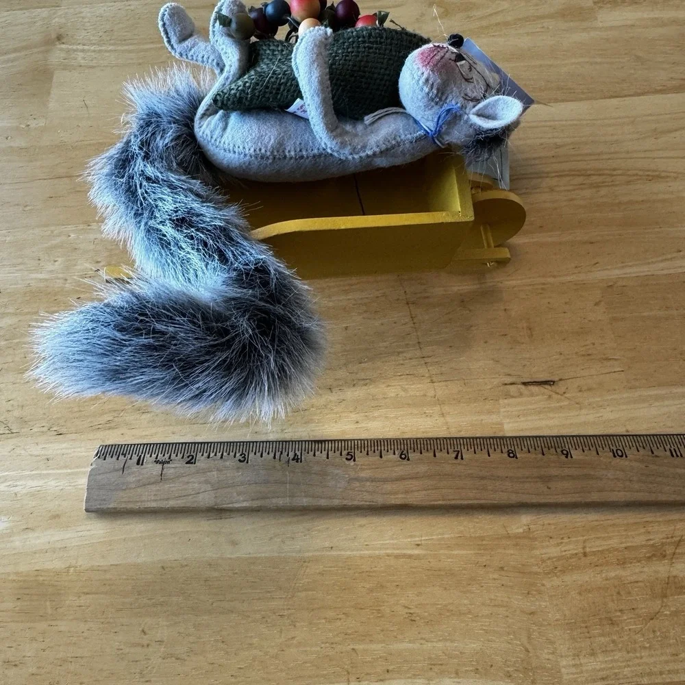 Annalee sidney squirrel