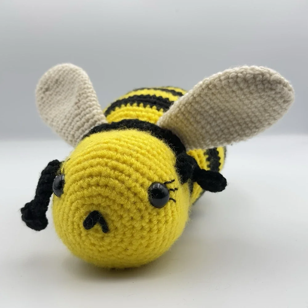 N/A handmade bumblebee
