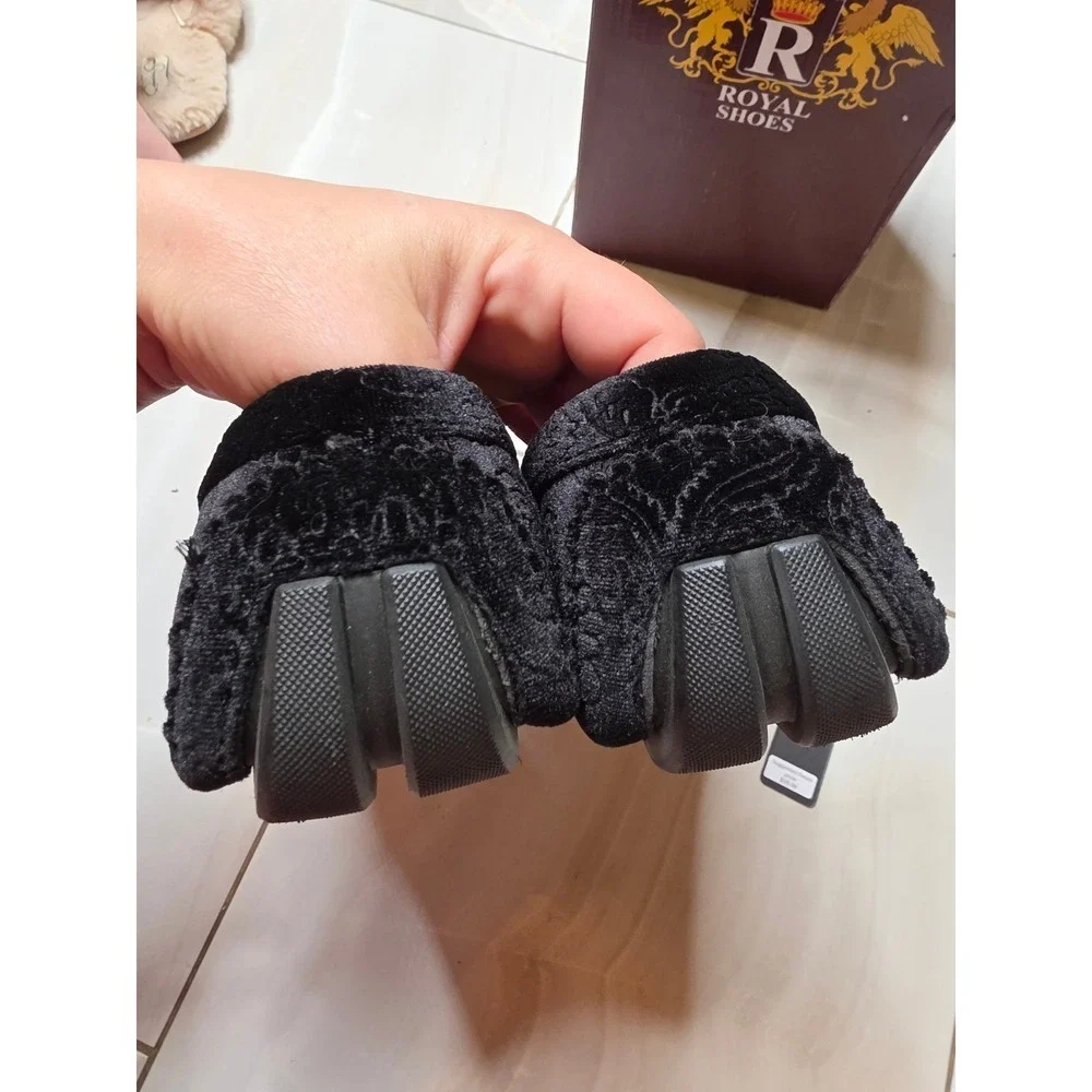 Royal Shoes royal shoes