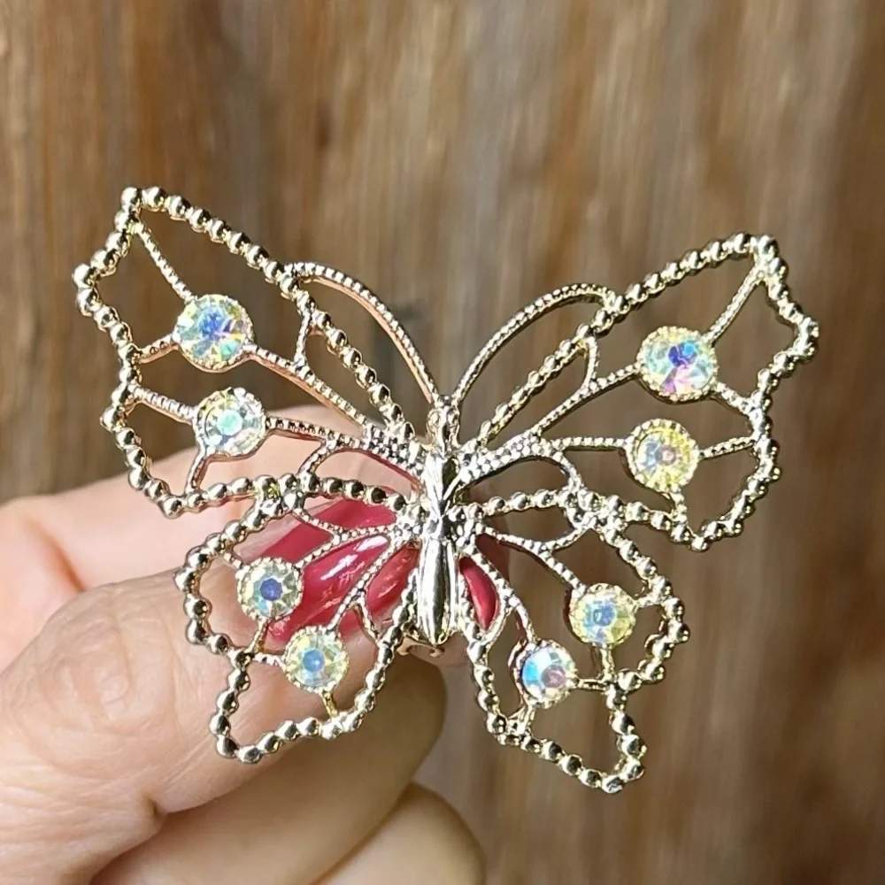 N/A excellent brooches