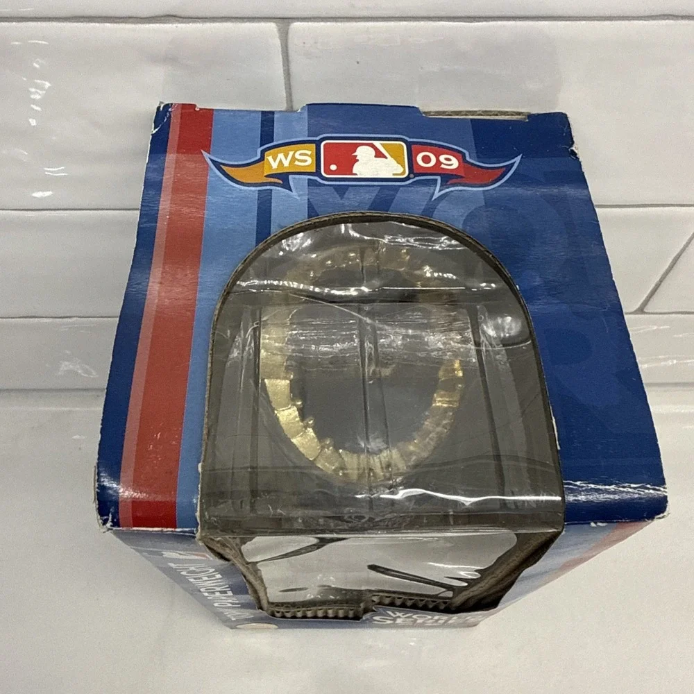 Forever Collectibles new open