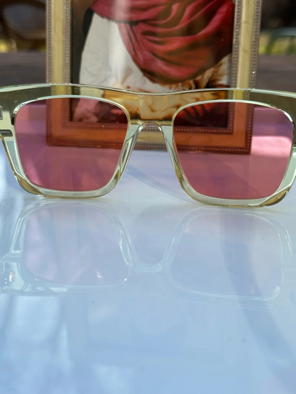 Givenchy gv400020 translucent