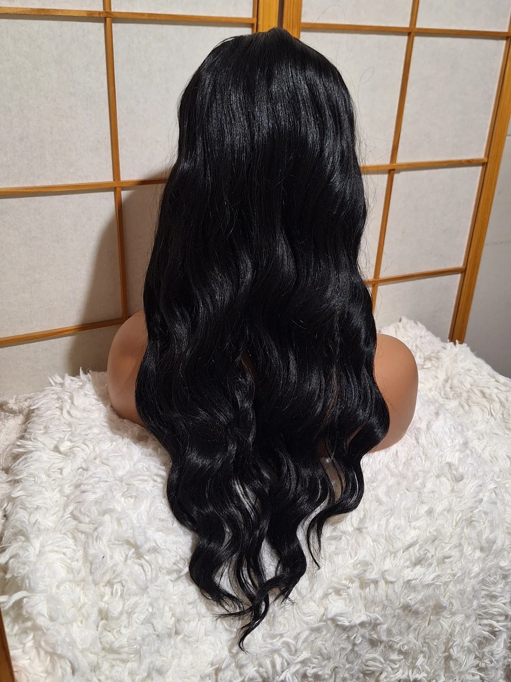 N/A black wavy
